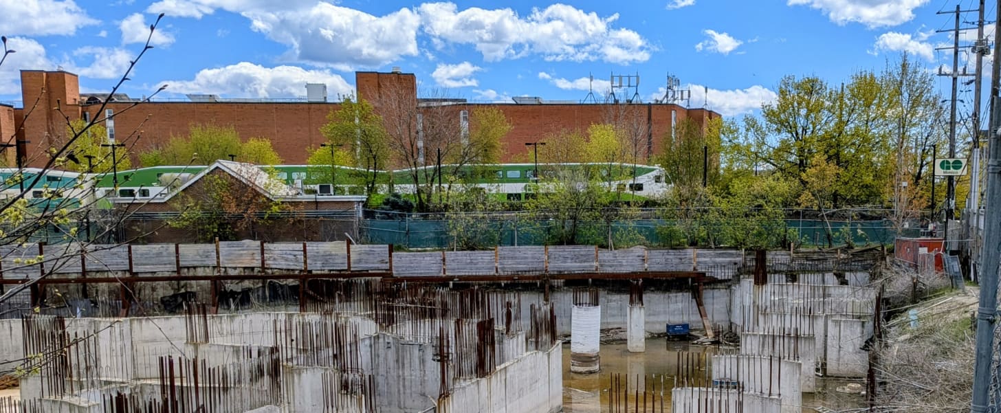 Mimico GO: Are station & cemetery slipping into ‘the hole’?